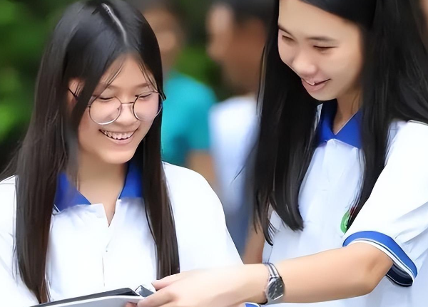 2023浙江首场高考结束，近60万考生参加，让其他省份考生羡慕不已